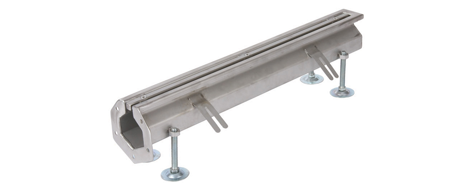AS601 Slot channel with toebar